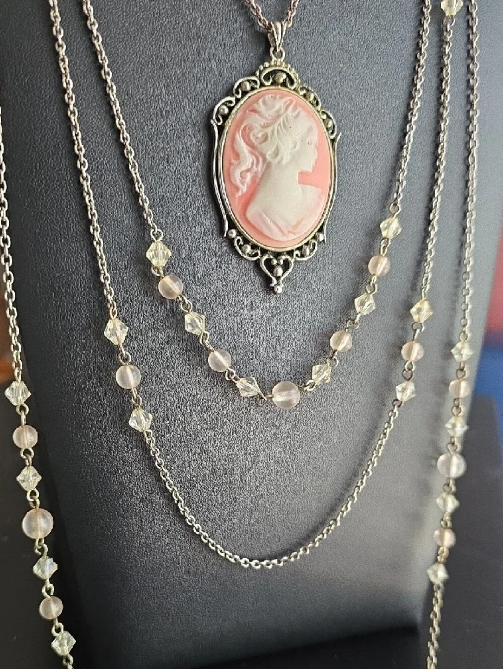 Pink Cameo Pendant Necklace with Ornate Silver Frame - Picture 4 of 11